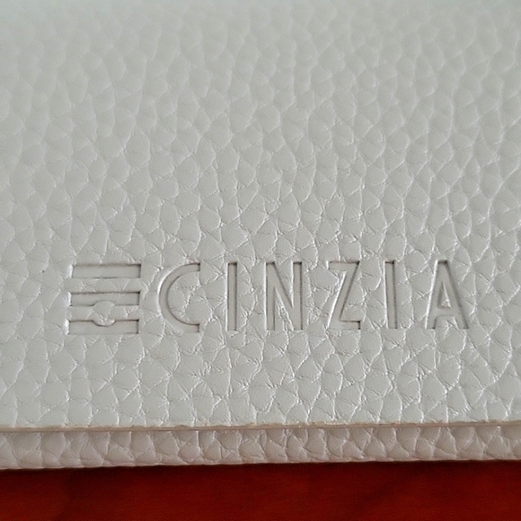 $5 SALE!! CINZIA SOFT/HARD EYEGLASS CASE - Picture 2 of 4